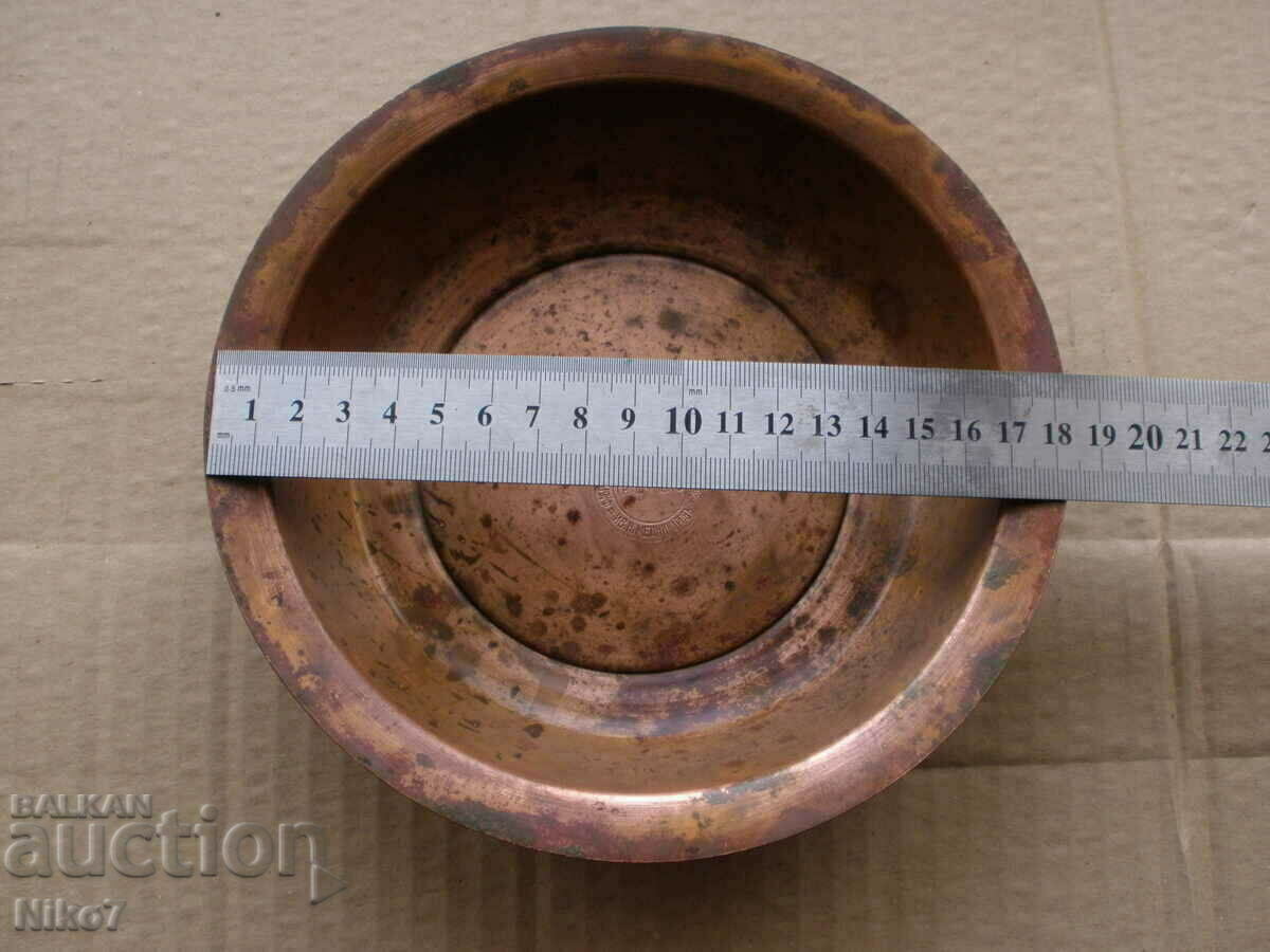 Veche farfurie de cupru, cană, cutie - ștampila producătorului. - 5