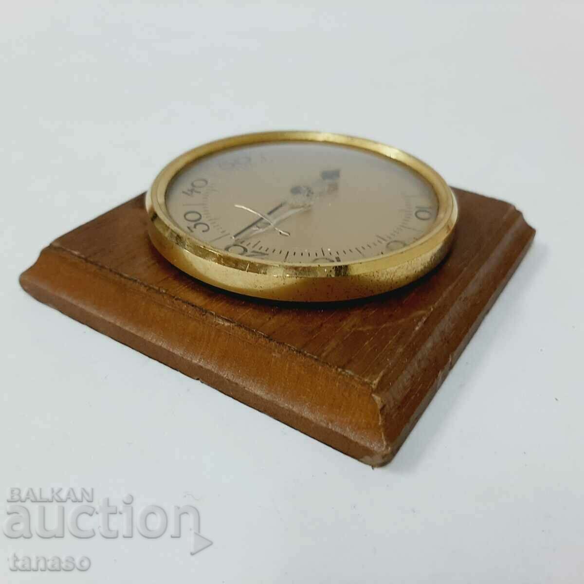 Delivery of Old Round Mechanical Thermometer(12.3) Delivery of Old Round Mechanical Thermometer(12.3)