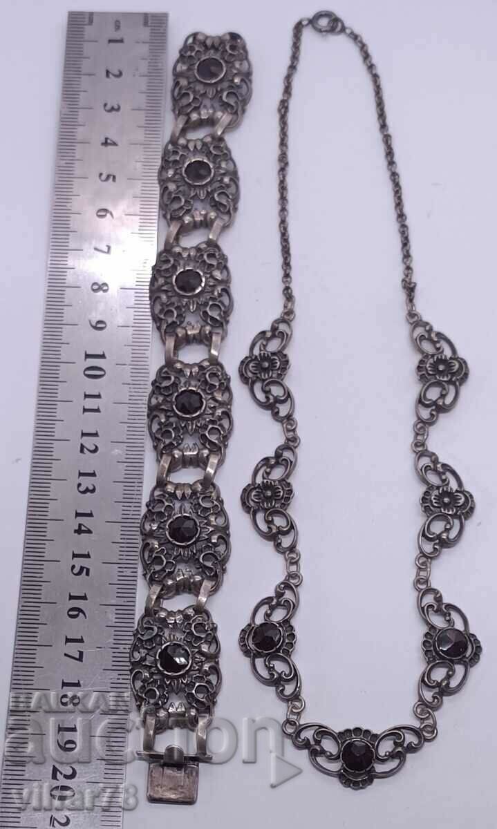 Livrarea STAT SILVER Set cu colier și brățară granat
