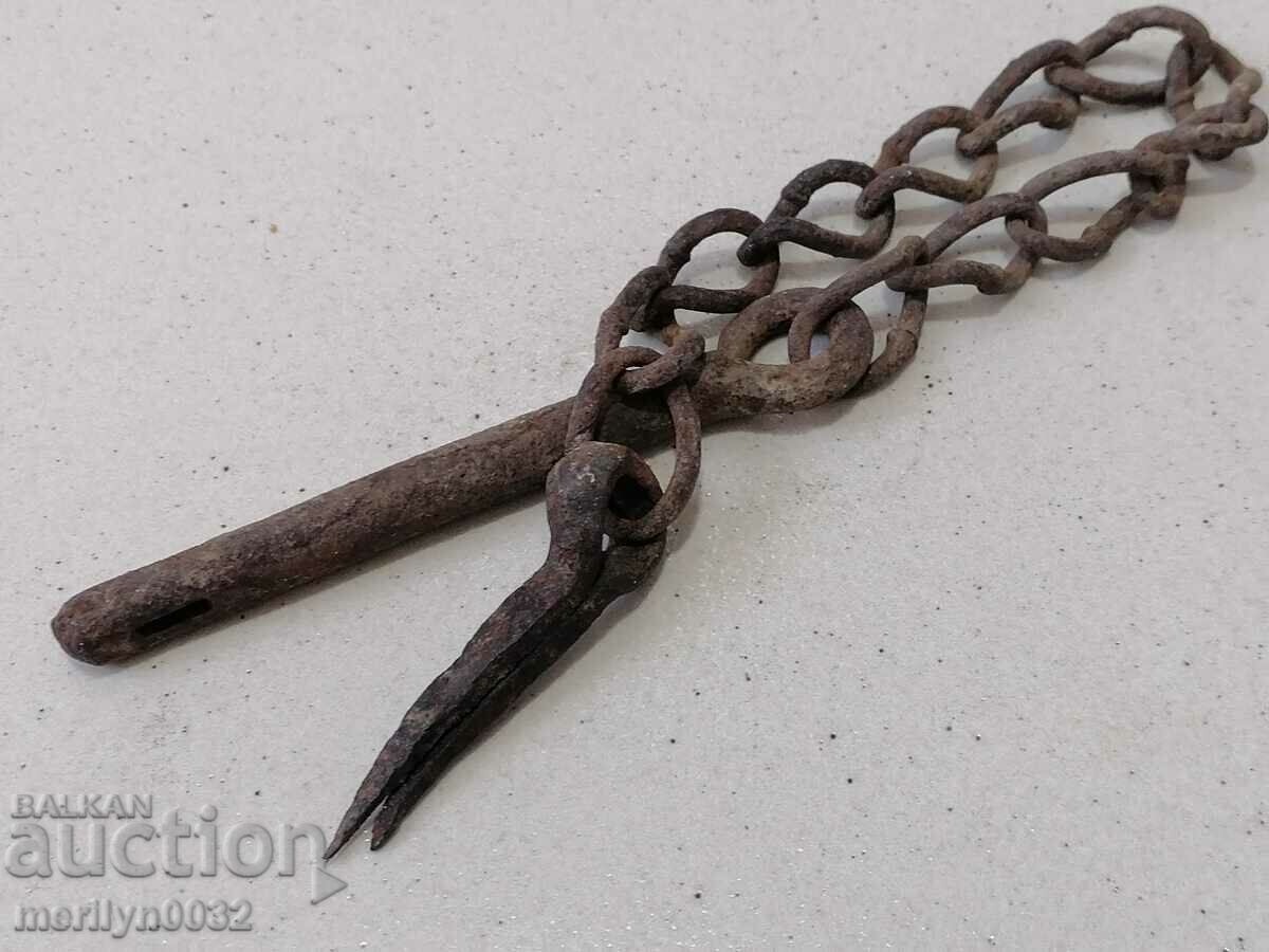 Auction Chain with chopped wrought iron clasp primitive chain Auction Chain with chopped wrought iron clasp primitive chain