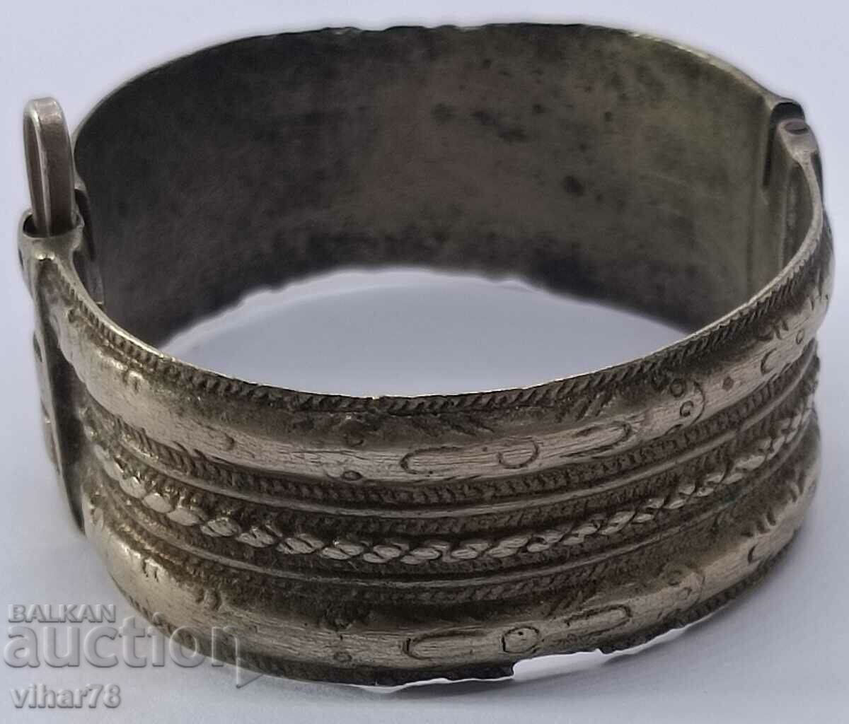 Licitație brăţară veche