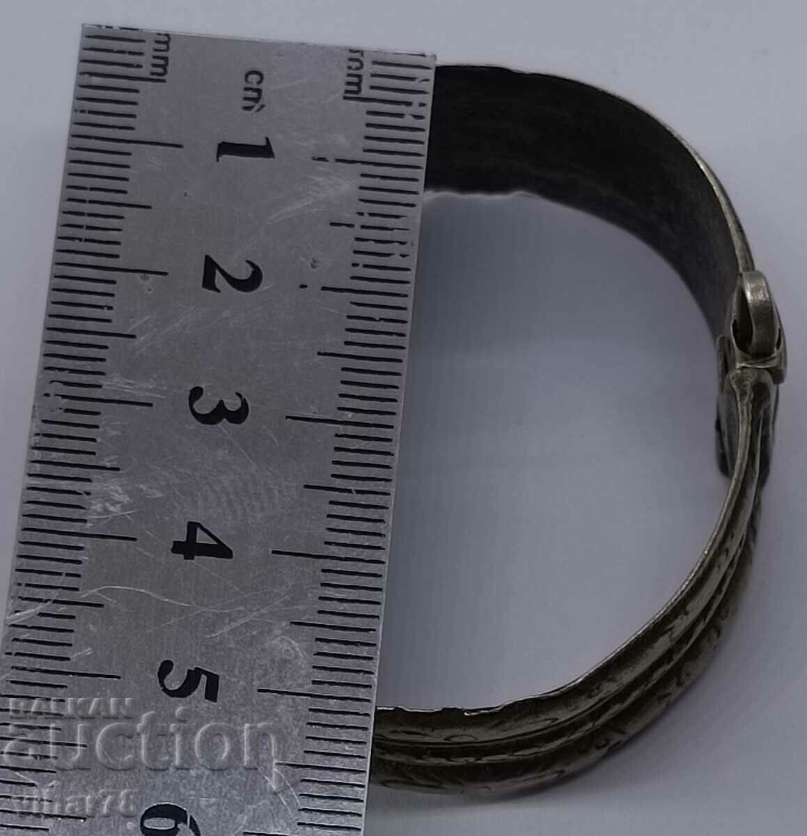 Livrarea brăţară veche