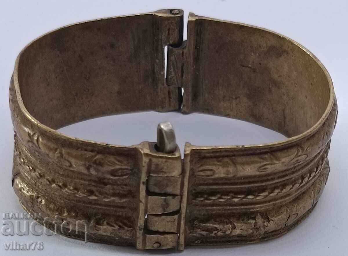 brăţară veche - 6 brăţară veche - 6