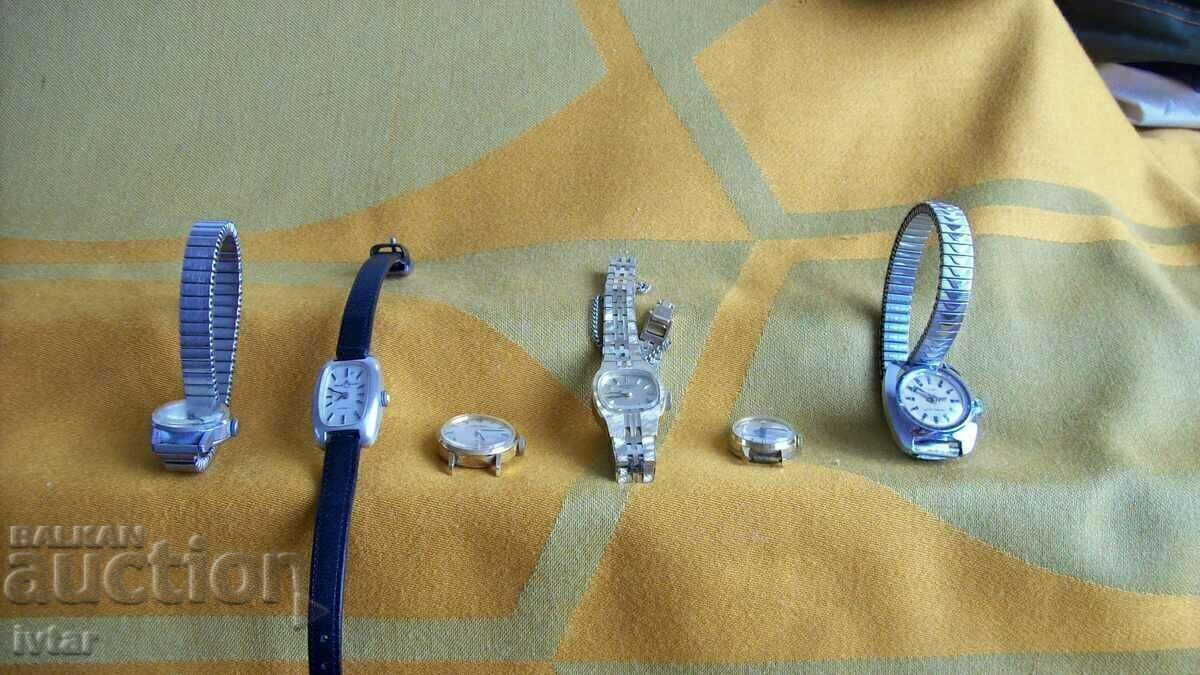 Παράδοση Πολλά επώνυμα γυναικεία ρολόγια που δεν λειτουργούν Παράδοση Πολλά επώνυμα γυναικεία ρολόγια που δεν λειτουργούν