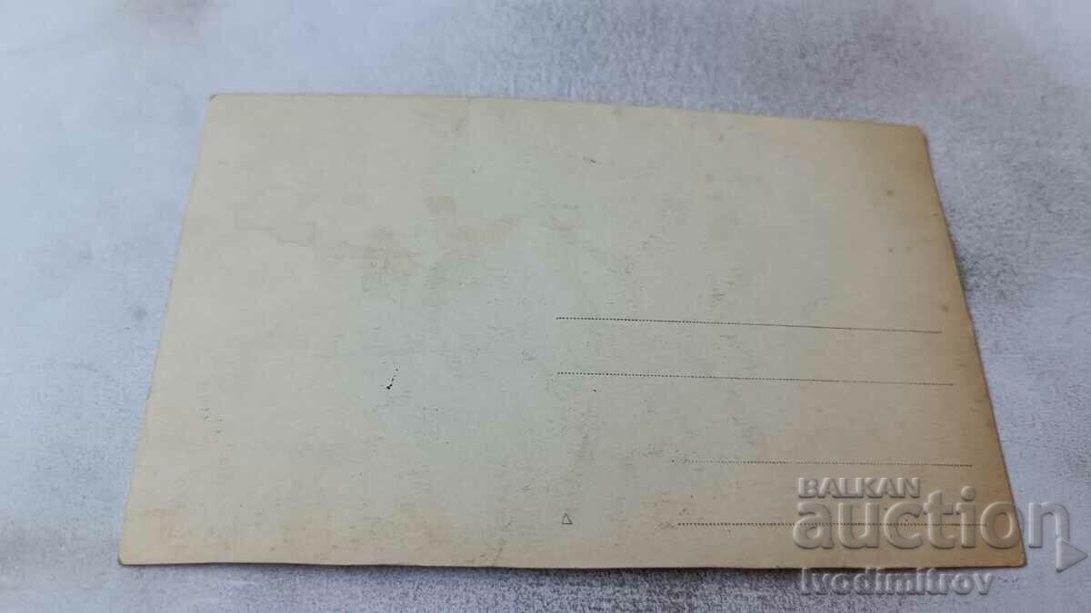 Photo Boys and girls on the beach with price 3.45 BGN | € 1.76