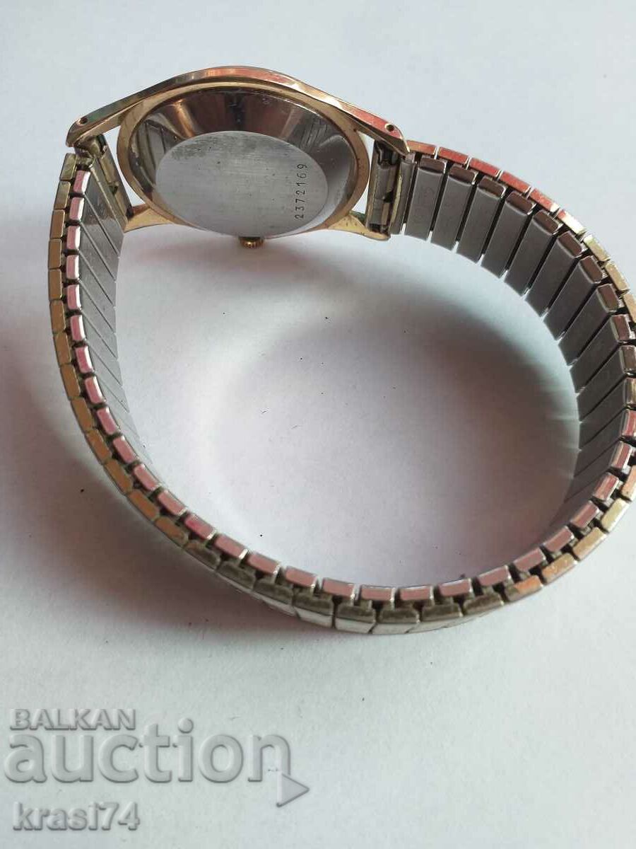 Gold plated watch with price 50.00 BGN | € 25.56 Gold plated watch with price 50.00 BGN | € 25.56