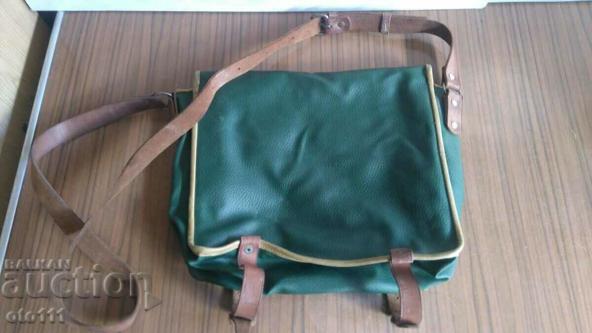 OLD BAG - BTS - 5 OLD BAG - BTS - 5