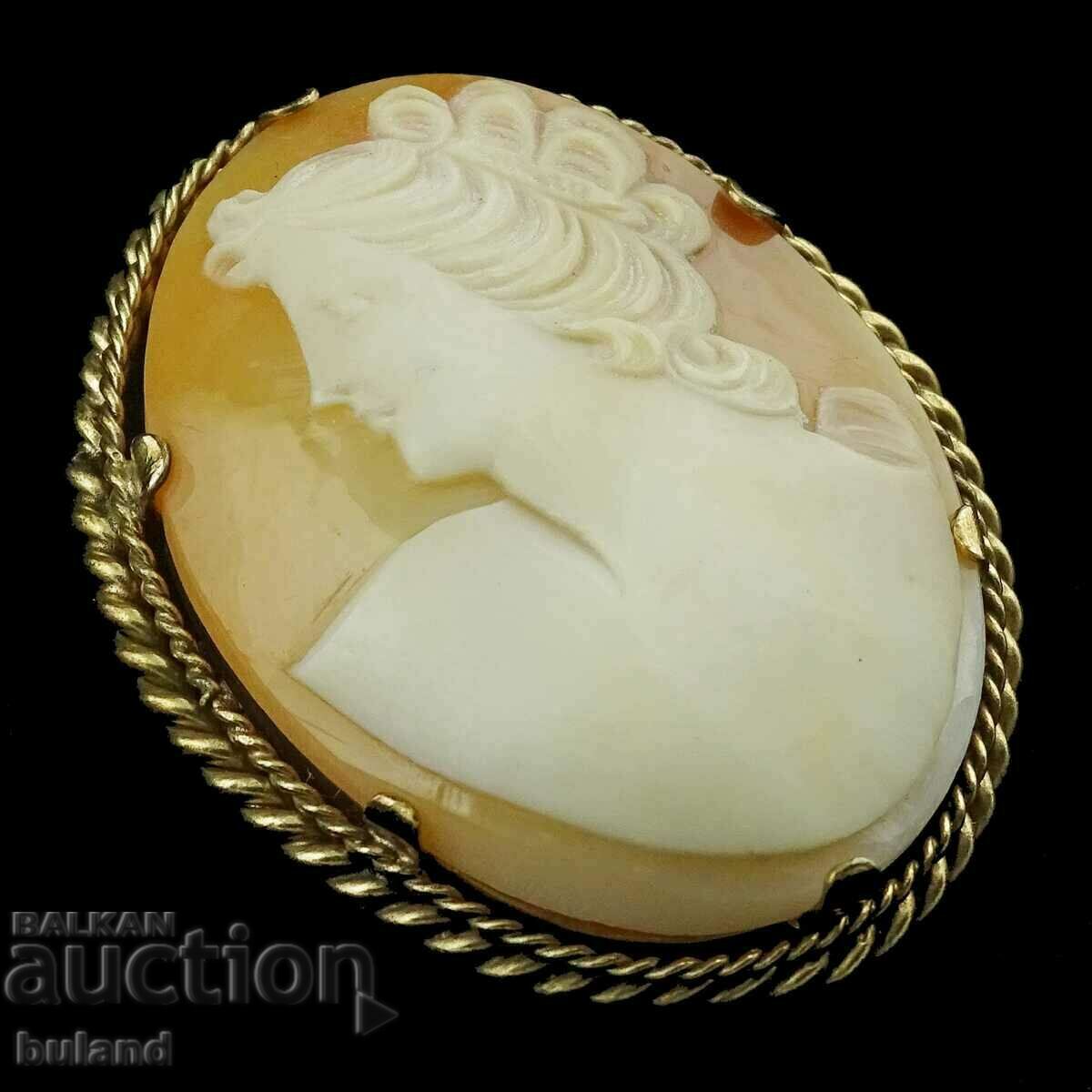 Old Authentic Cameo Brooch Gold Plated Fitting Jewellery