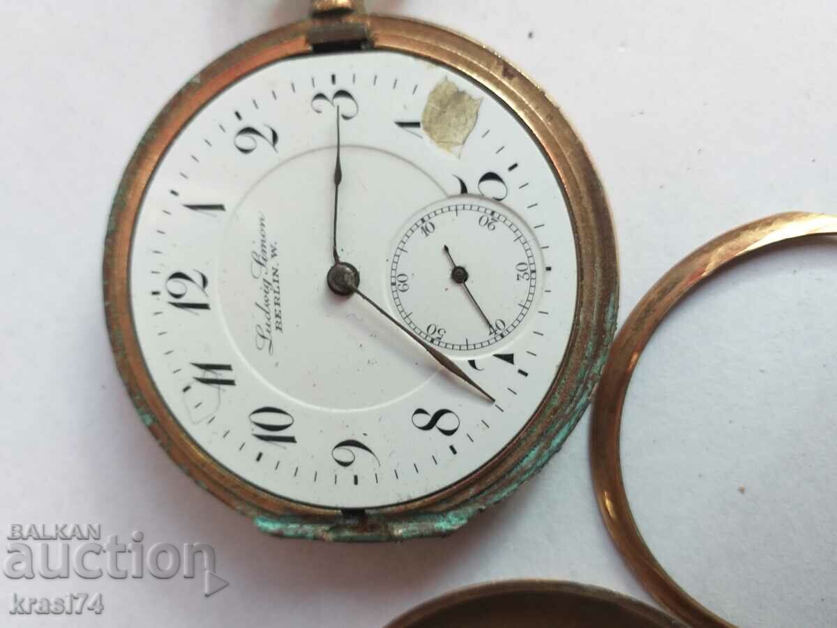 Auction Gold-plated pocket watch Auction Gold-plated pocket watch