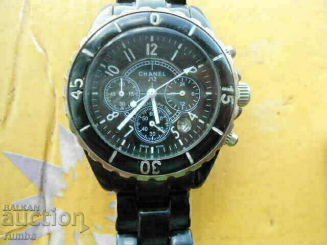 Auction CHANEL J 12 Auction CHANEL J 12