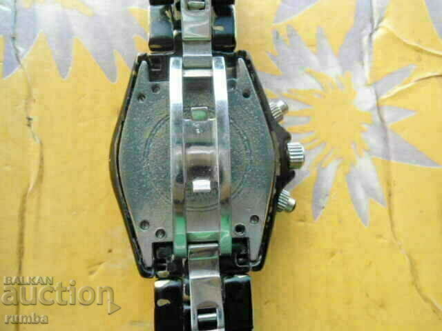 Delivery of CHANEL J 12 Delivery of CHANEL J 12