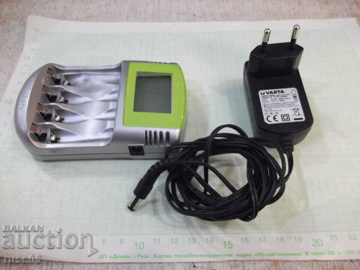 Φορτιστής "Varta LCD" για AA και AAA 57070 που λειτουργεί - 5 Φορτιστής "Varta LCD" για AA και AAA 57070 που λειτουργεί - 5