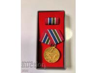 Medalia de Stat. consiliul CUBA 30 de ani de revoluție și o miniatură