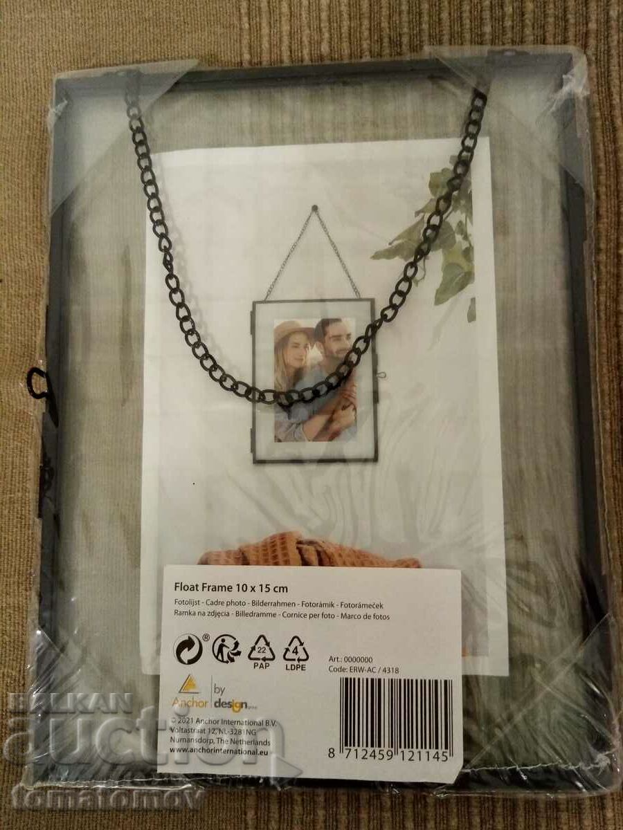 Frame Holland with price 8.00 BGN | € 4.09 Frame Holland with price 8.00 BGN | € 4.09