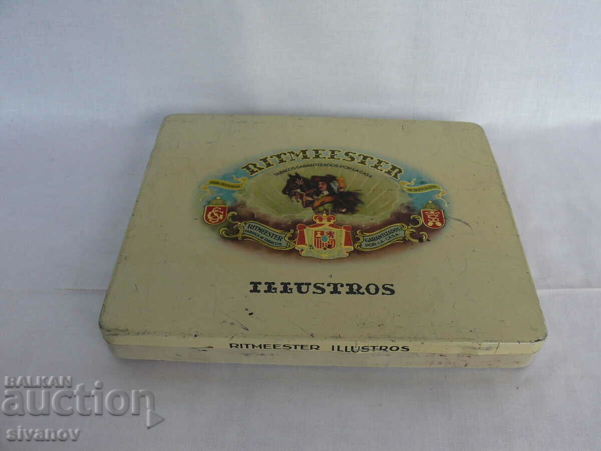 Interesting old metal cigar box #1981 with price 14.99 BGN | € 7.66