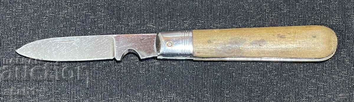 Pocket knife wooden handle with price 34.99 BGN | € 17.89 Pocket knife wooden handle with price 34.99 BGN | € 17.89