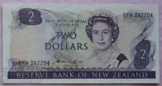 New Zealand  2 Dollars 1981 Pick 170a Ref 2204