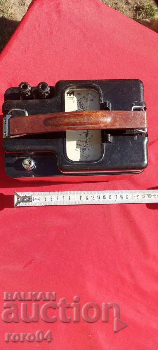 OLD MEASURING DEVICE - CRANK