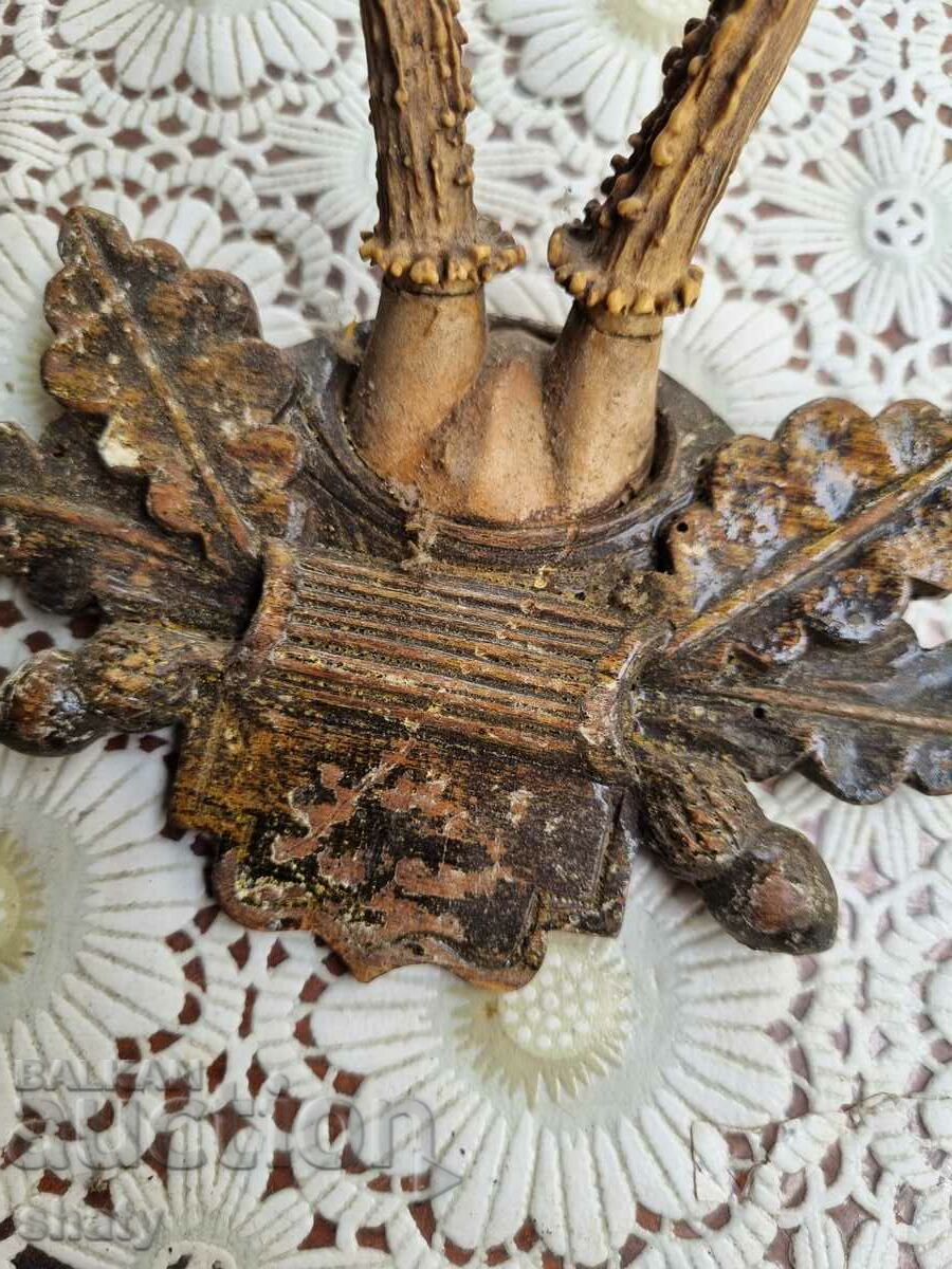 An old trophy. Horns with price 35.00 BGN | € 17.90