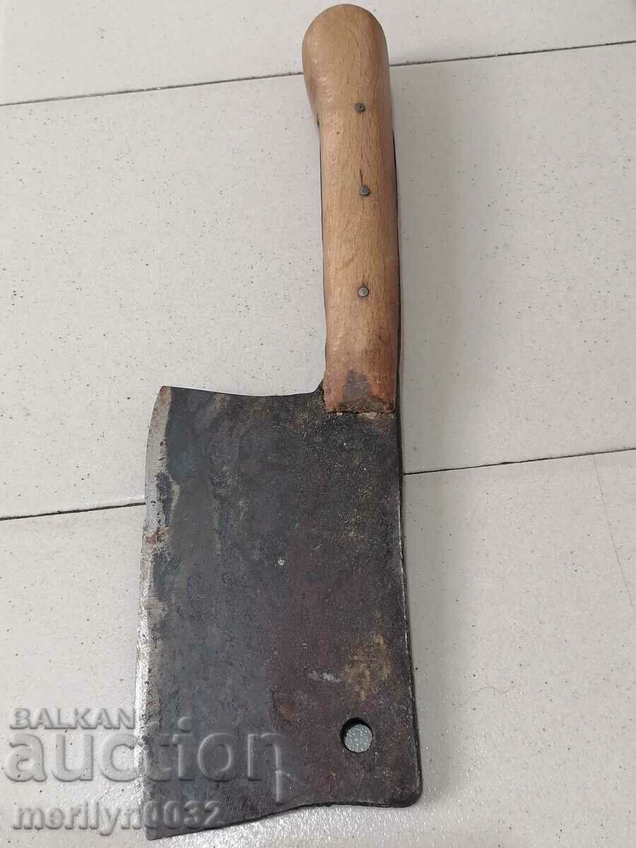 Delivery of Satyr, axe, knife, wrought iron Delivery of Satyr, axe, knife, wrought iron