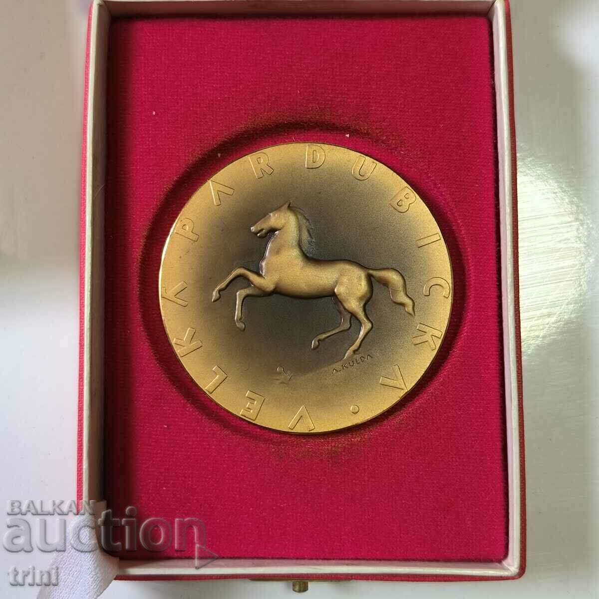 Czechoslovakia Medal 100 years of horse racing VELKA PARDUBICKA with price 25.00 BGN | € 12.78 Czechoslovakia Medal 100 years of horse racing VELKA PARDUBICKA with price 25.00 BGN | € 12.78
