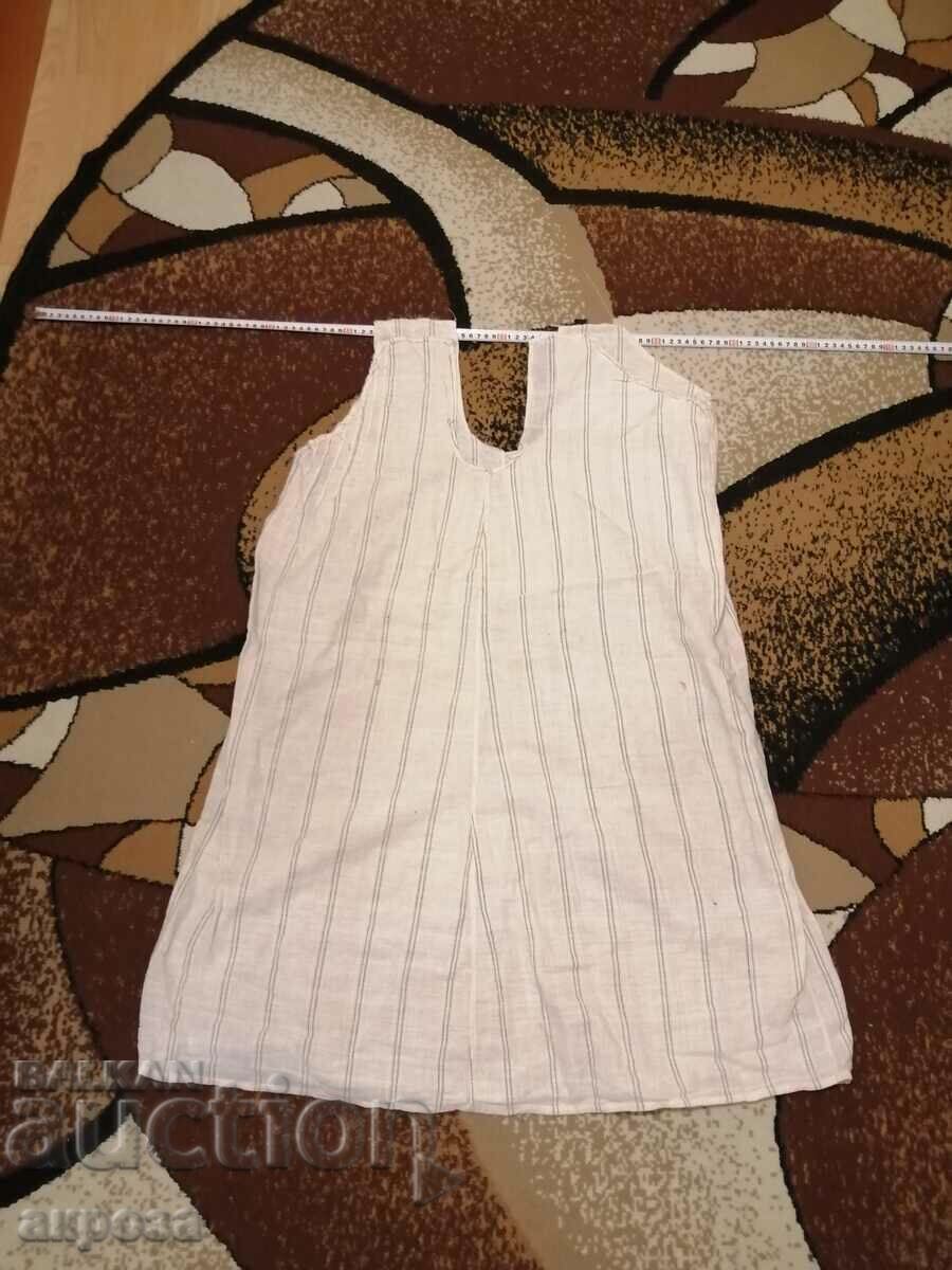 Women's fringed shirt with price 15.00 BGN | € 7.67 Women's fringed shirt with price 15.00 BGN | € 7.67