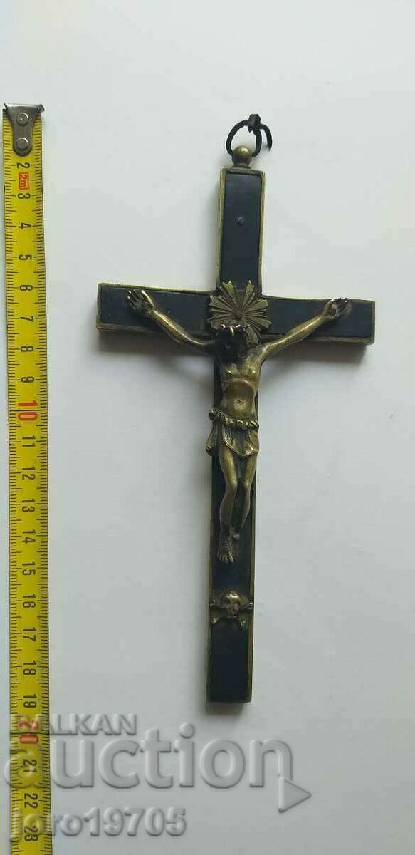 Large antique cross / crucifix / 1880.