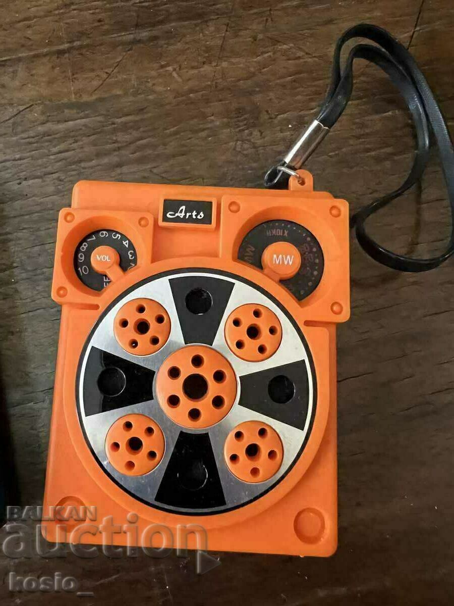 Radio portabil Arts Pocket - Nou cu cutie cu preț € 10.00 | 19.56 BGN Radio portabil Arts Pocket - Nou cu cutie cu preț € 10.00 | 19.56 BGN