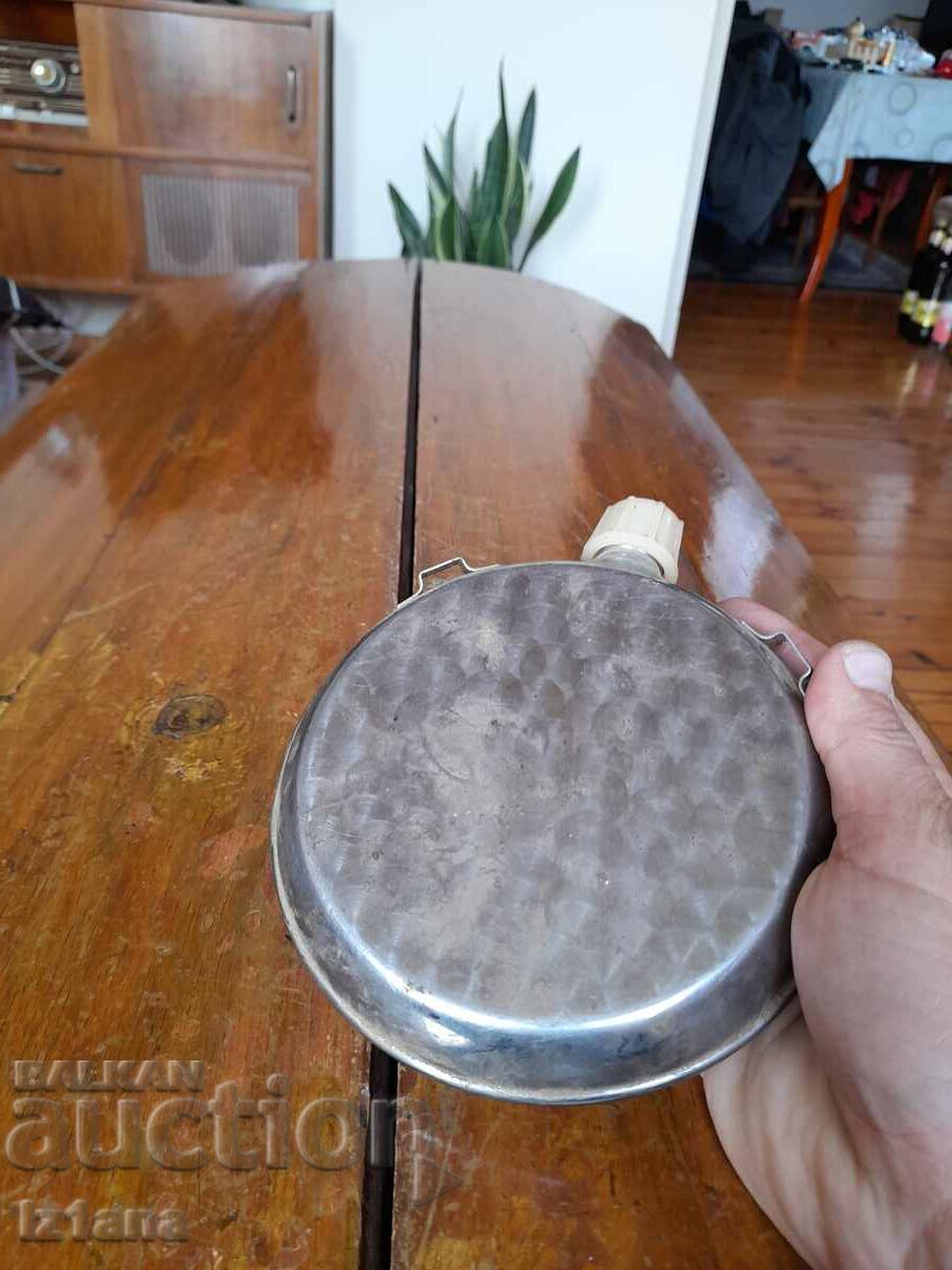 Delivery of An old pot Delivery of An old pot