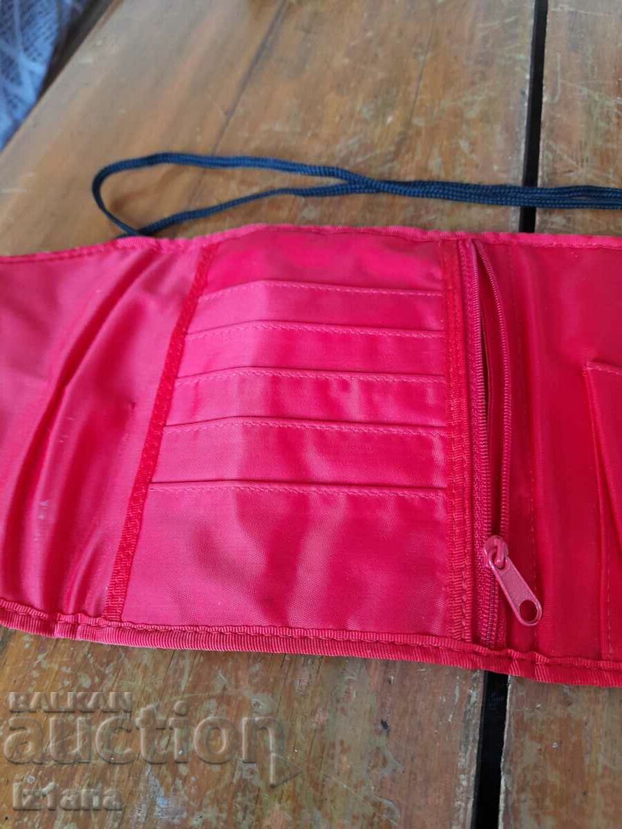 O geantă Marlboro veche - 5