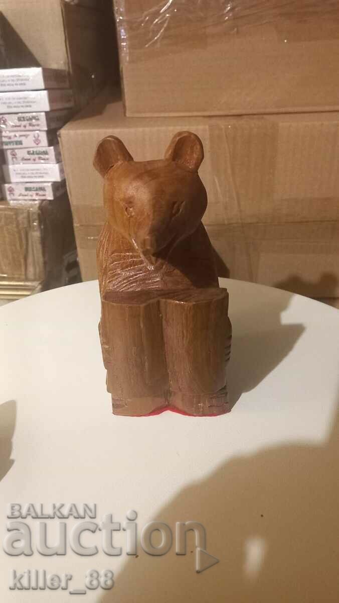 Delivery of Wood carving bear Delivery of Wood carving bear