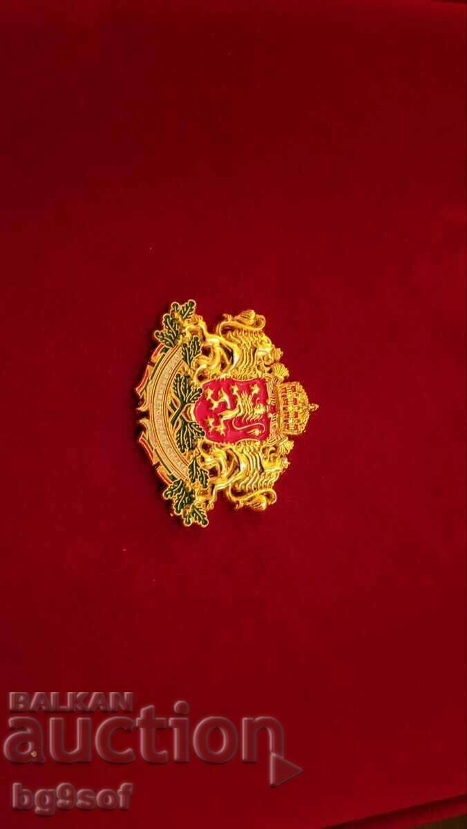 ΒΕΛΟΥΔΙΝΟ ΚΟΥΤΙ ΜΕ ΕΘΝΟΣ με τιμή 100.00 BGN | € 51.13