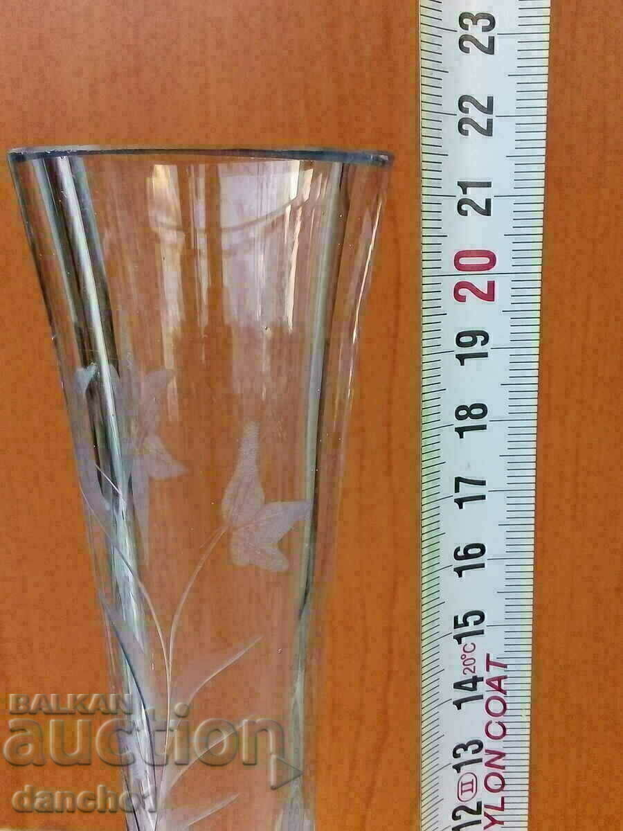 Delivery of A vase Delivery of A vase