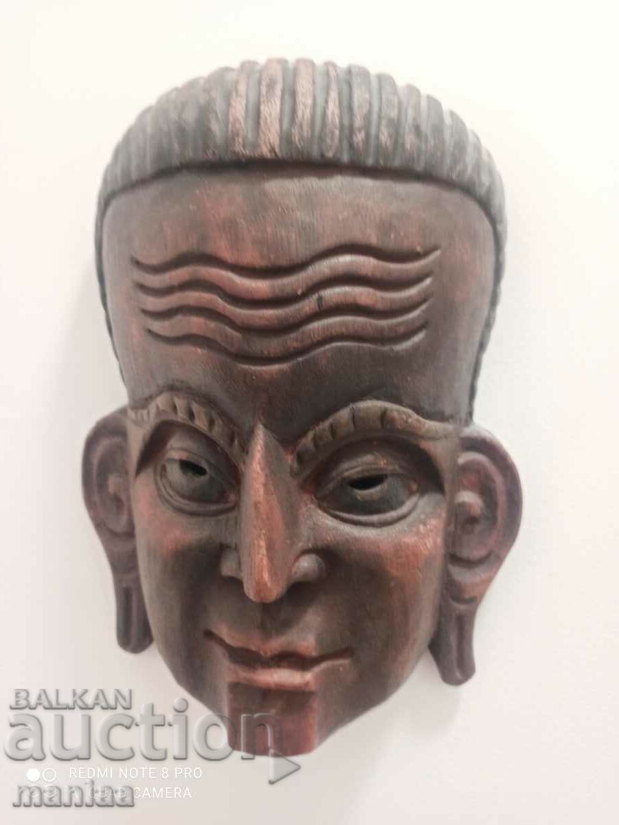 Auction Wooden mask Auction Wooden mask