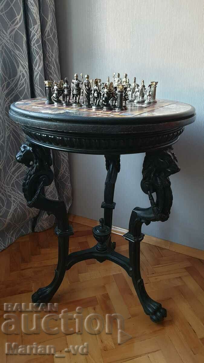 Veche masă de șah din marmură victoriană din secolul al XIX-lea