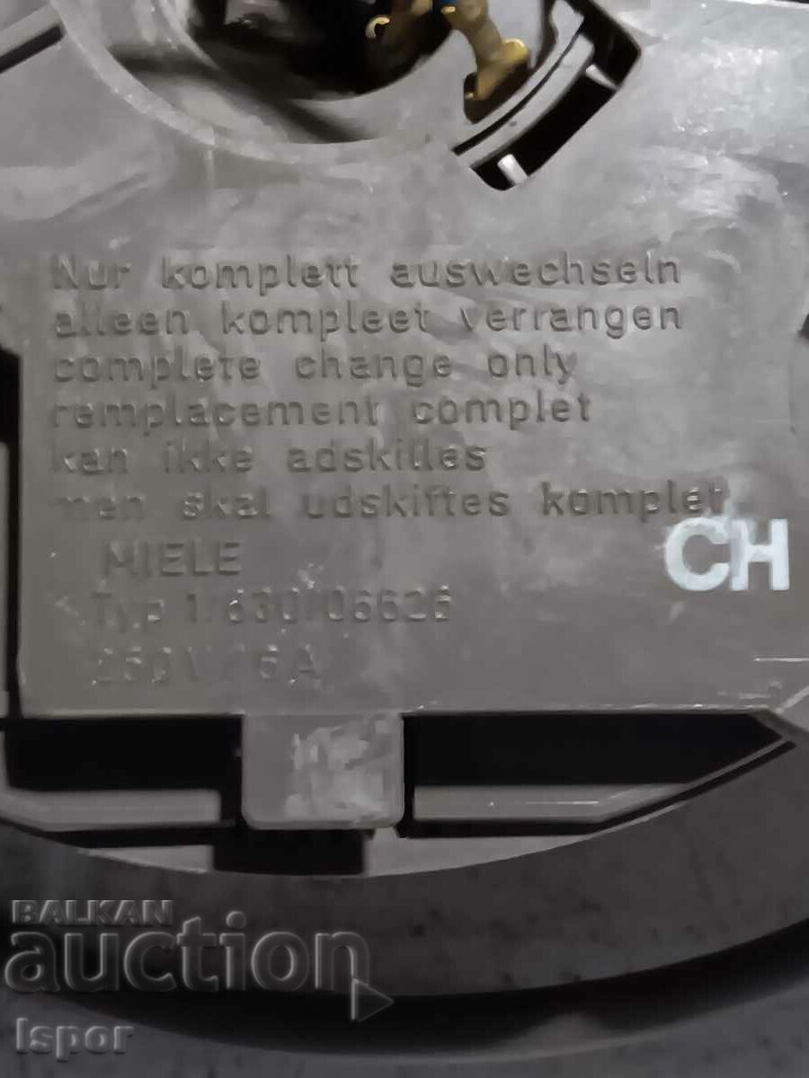 2 reels - 6 and 6.5 m - 5 2 reels - 6 and 6.5 m - 5