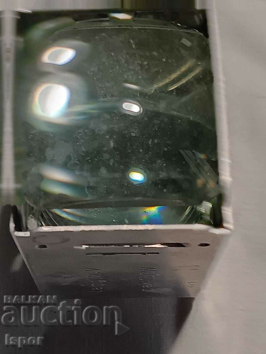 Auction Lamp and remote from an overhead projector Auction Lamp and remote from an overhead projector