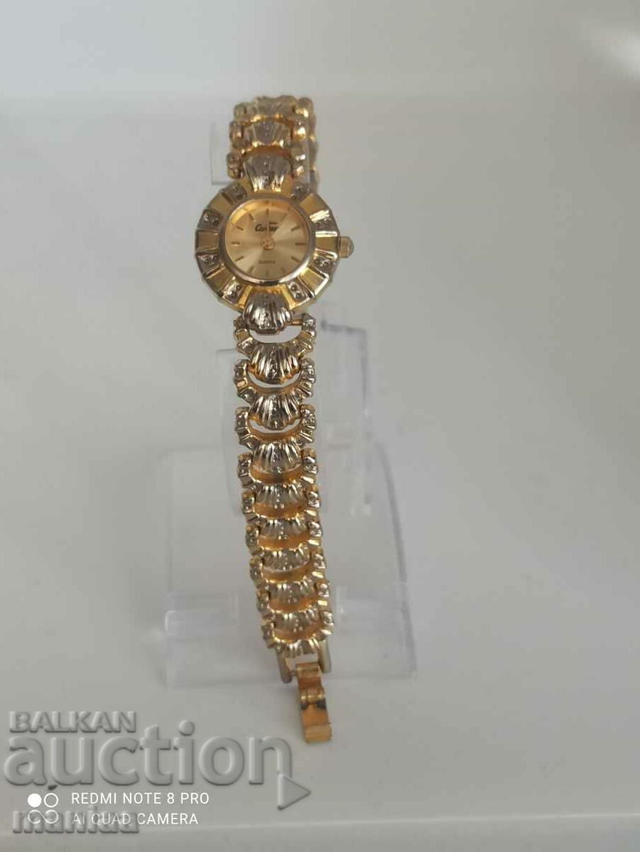 Beautiful ladies gold plated Carter watch with price 69.99 BGN | € 35.79 Beautiful ladies gold plated Carter watch with price 69.99 BGN | € 35.79