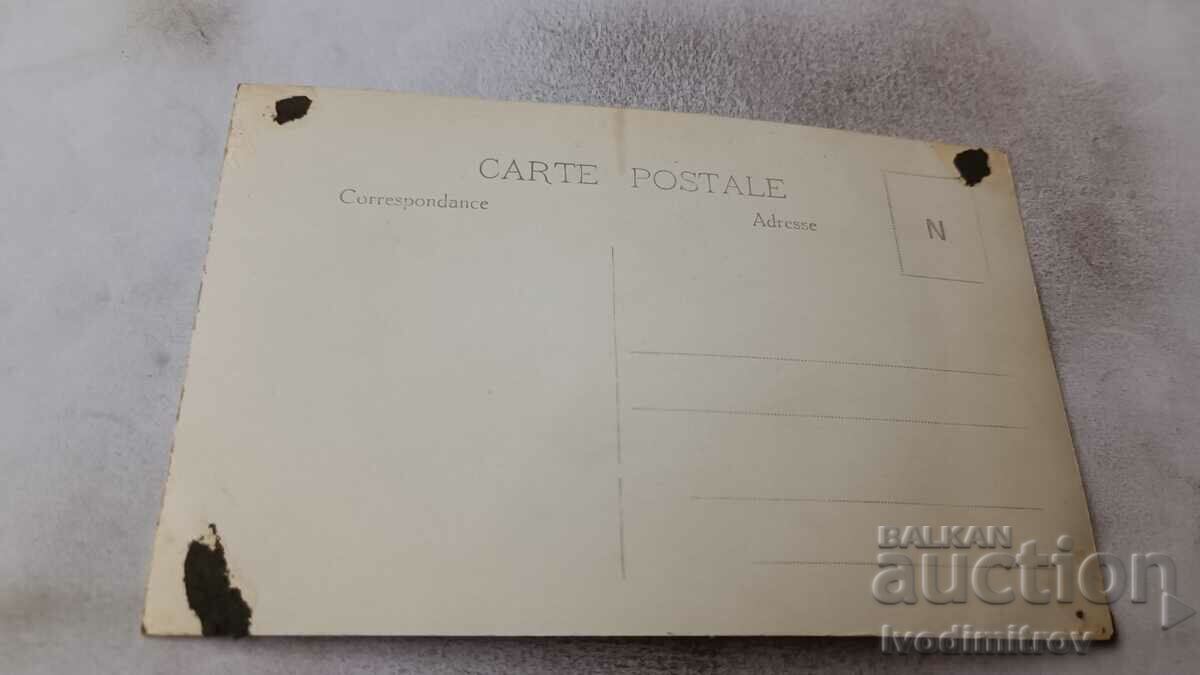 Photo Two men and a young woman at a table with price 1.85 BGN | € 0.95 Photo Two men and a young woman at a table with price 1.85 BGN | € 0.95