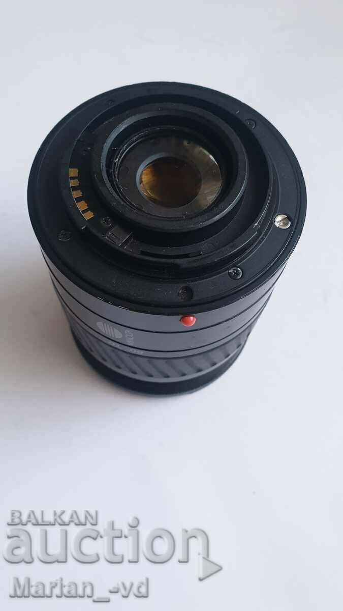 Minolta AF Zoom 28-80mm 1:3.5 (22) - 5.6 - 7 Minolta AF Zoom 28-80mm 1:3.5 (22) - 5.6 - 7