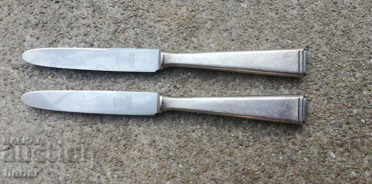 Δύο μαχαίρια Solingen.