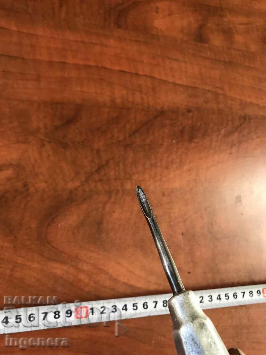 MEDICAL INSTRUMENT WITH ALUMINUM HANDLE with price 13.00 BGN | € 6.65 MEDICAL INSTRUMENT WITH ALUMINUM HANDLE with price 13.00 BGN | € 6.65