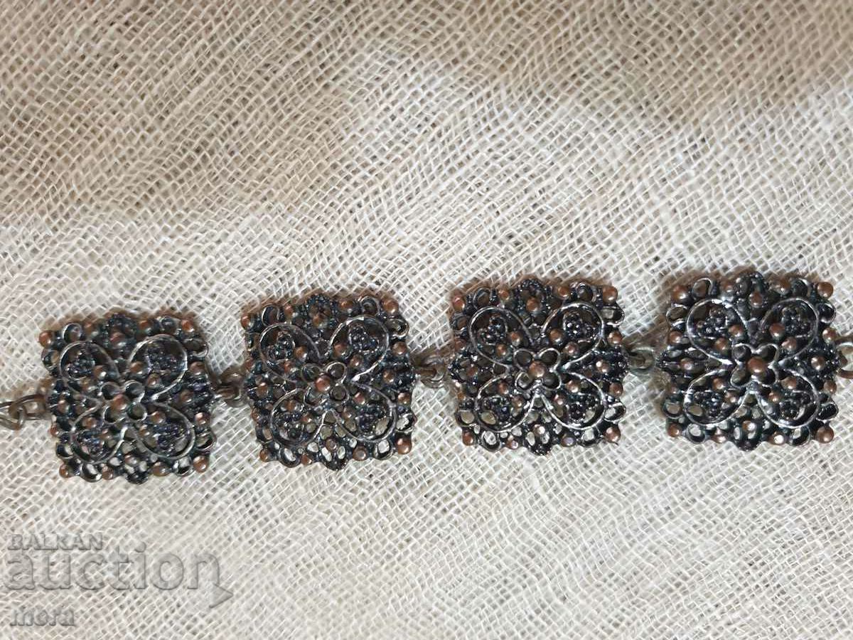 Renaissance bracelet with price 35.00 BGN | € 17.90 Renaissance bracelet with price 35.00 BGN | € 17.90