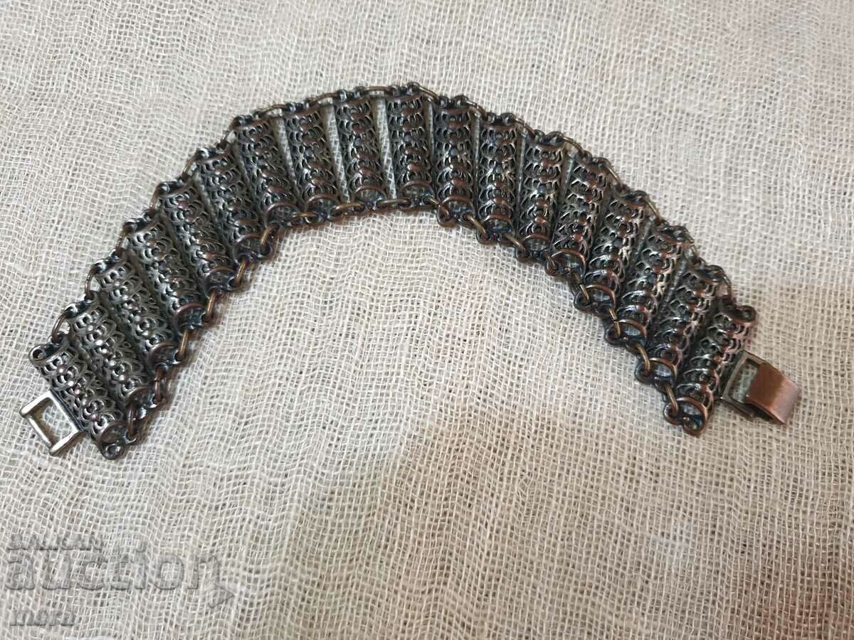 Auction Renaissance bracelet Auction Renaissance bracelet