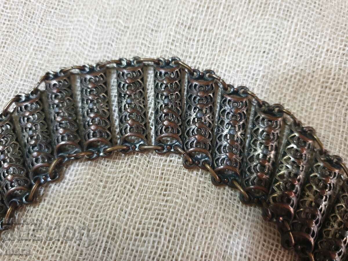 Delivery of Renaissance bracelet Delivery of Renaissance bracelet