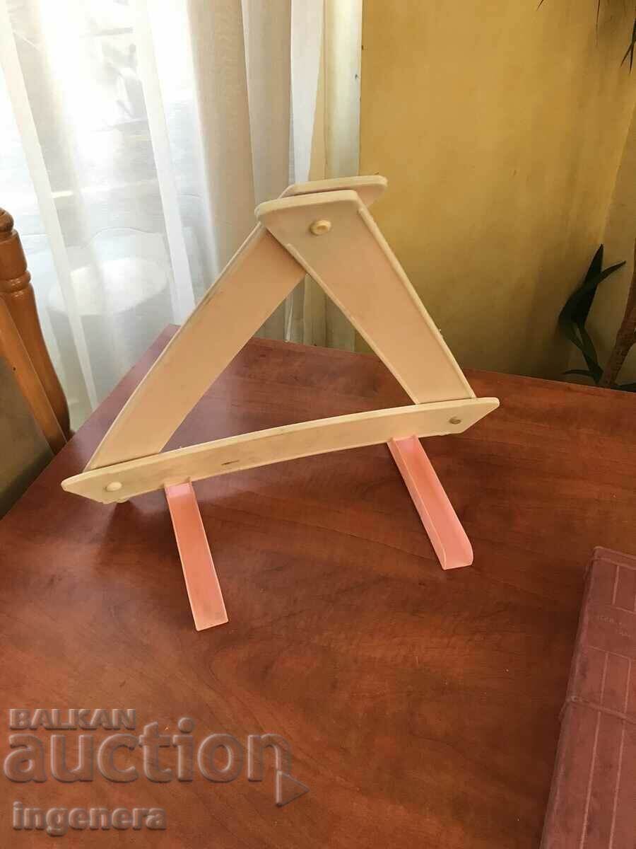 Delivery of CAR EMERGENCY REFLECTIVE TRIANGLE SILISTRA Delivery of CAR EMERGENCY REFLECTIVE TRIANGLE SILISTRA