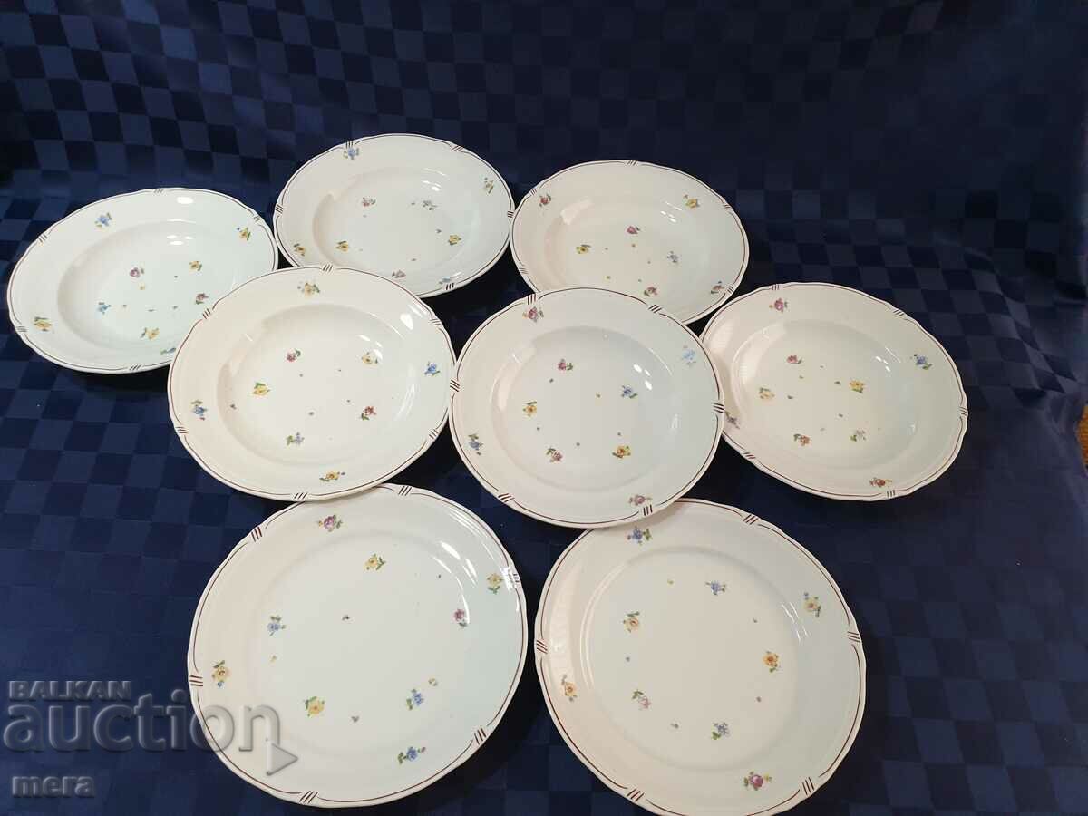 Bulgarian porcelain plates of an old manufacturer with price 125.00 BGN | € 63.91 Bulgarian porcelain plates of an old manufacturer with price 125.00 BGN | € 63.91