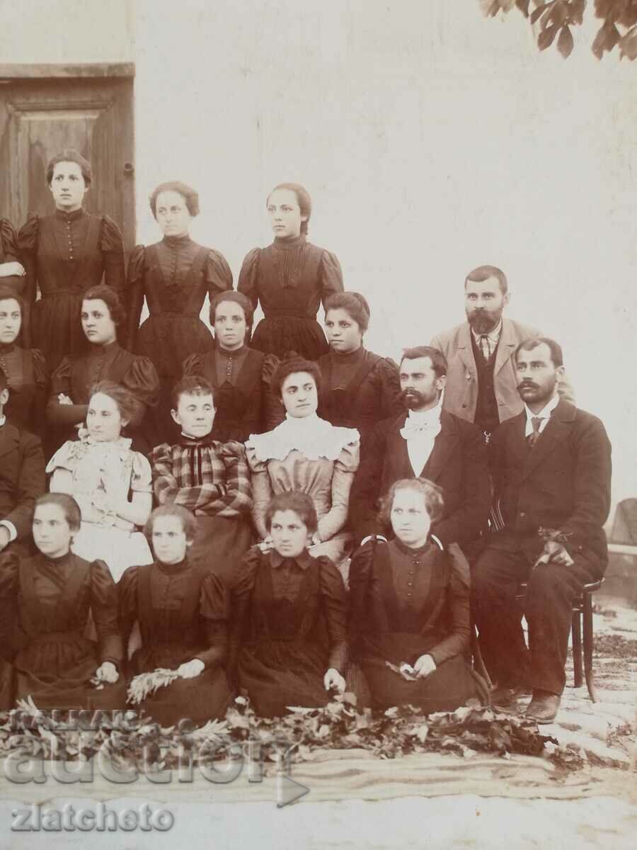 Delivery of Old cardboard photo - Delivery of Old cardboard photo -