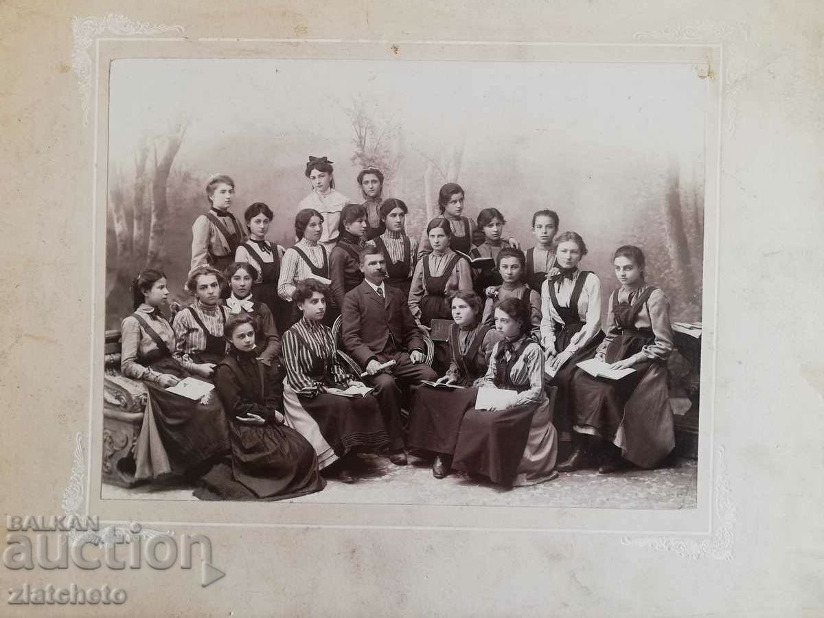 Old photo cardboard - Atelier Dimitar Karastoyanov with price 60.00 BGN | € 30.68 Old photo cardboard - Atelier Dimitar Karastoyanov with price 60.00 BGN | € 30.68