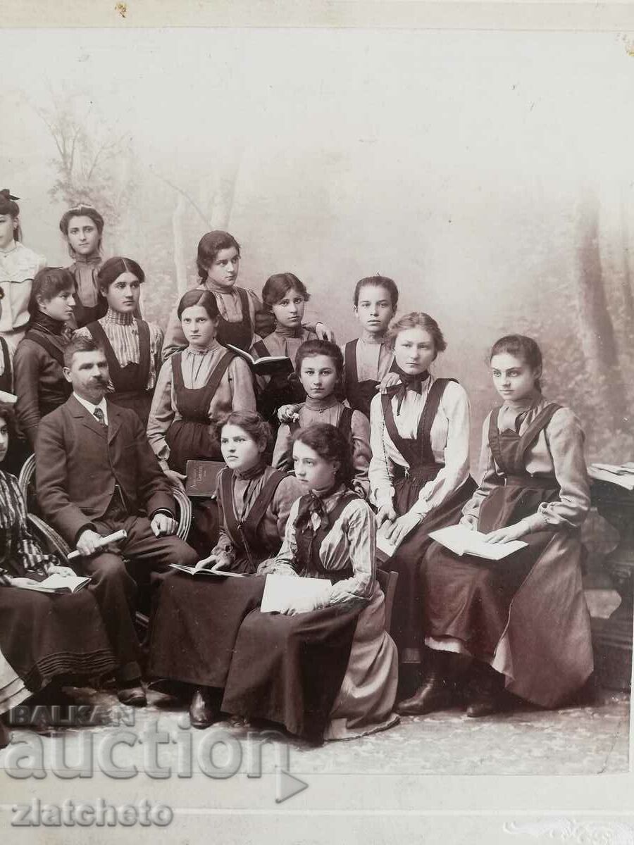 Delivery of Old photo cardboard - Atelier Dimitar Karastoyanov Delivery of Old photo cardboard - Atelier Dimitar Karastoyanov